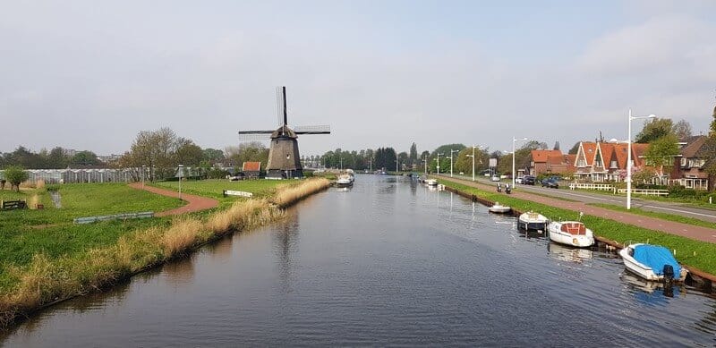 Alkmaar: Cycling the Dutch canals