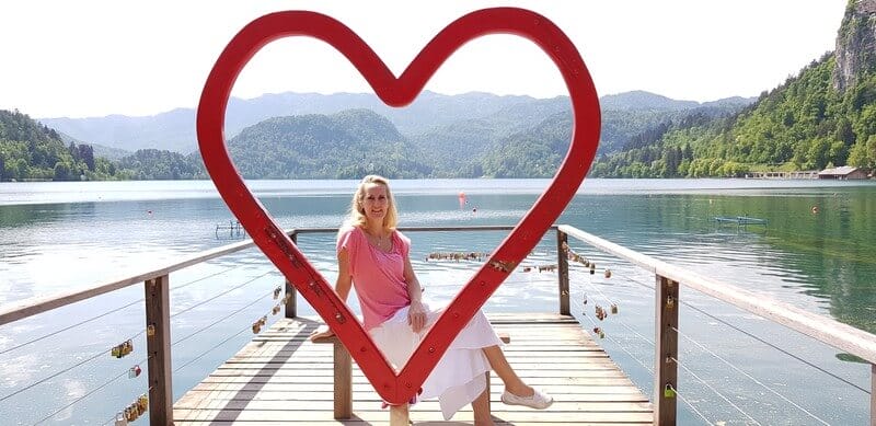 Things to do in Lake Bled: Take a photo in the heart