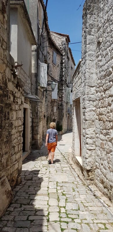 Things to do in Trogir: Wander the old city