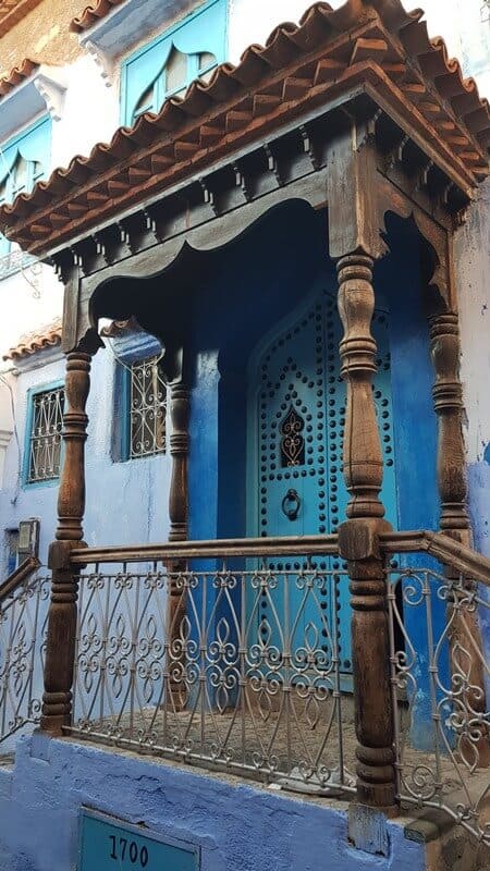 Things to see in Chefchaouan - Wooden Doors